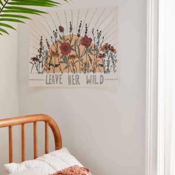 Urban Outfitters Leave her wild tapestry - Picture 2 of 5